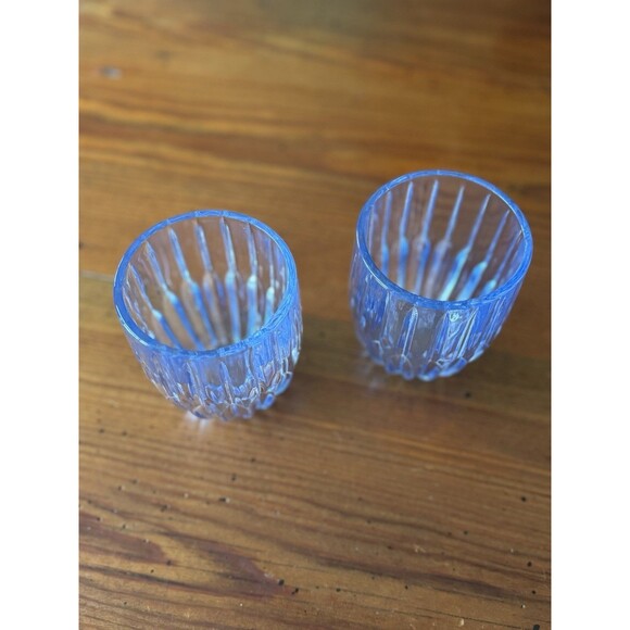 2 4” Blue Tinted Glass Tumblers Heavy Bottomed Catch Light Beautifully - Picture 4 of 9